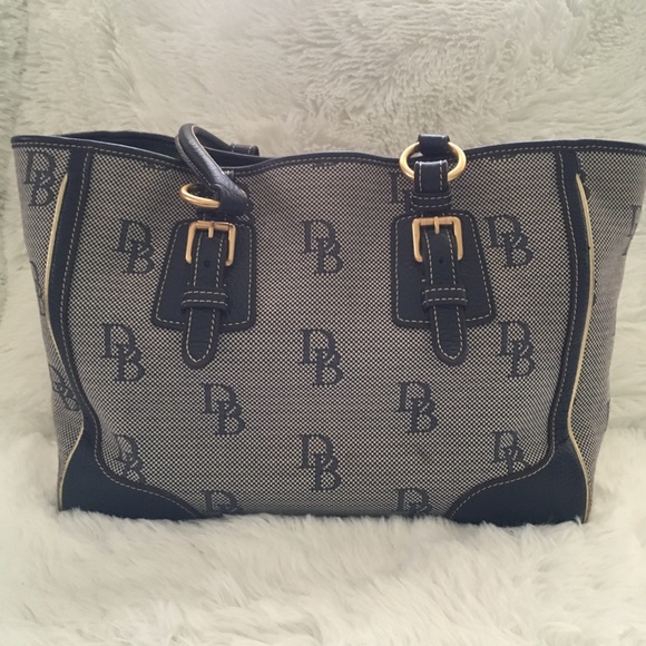Dooney & Bourke Handbags - Vintage Dooney & Bourke monogram tote